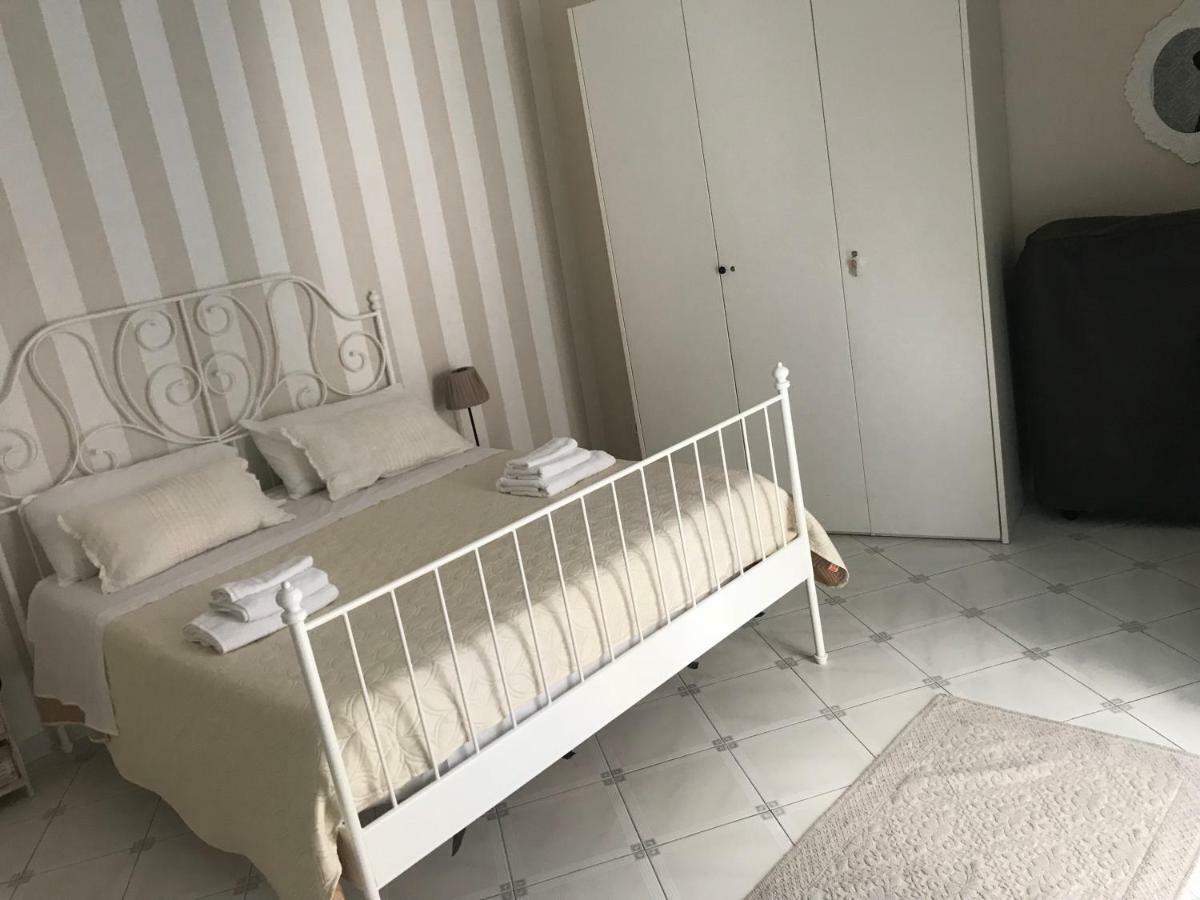 נאפולי Borgo Santa Lucia Apartment מראה חיצוני תמונה