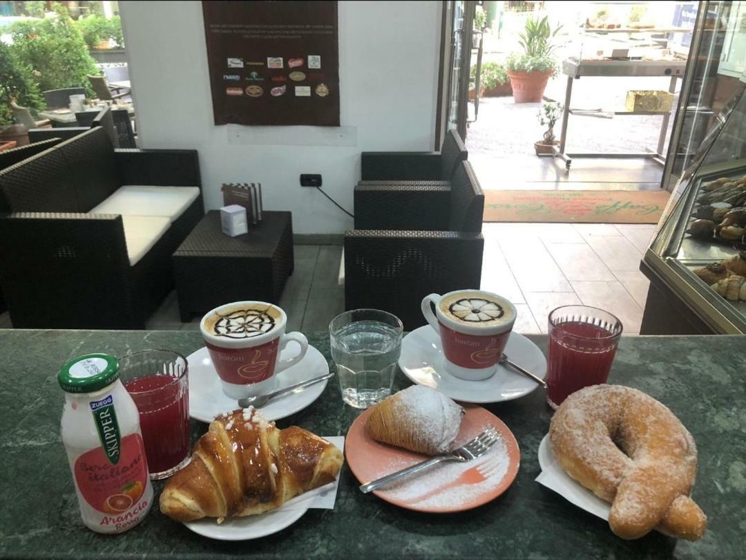 נאפולי Borgo Santa Lucia Apartment מראה חיצוני תמונה